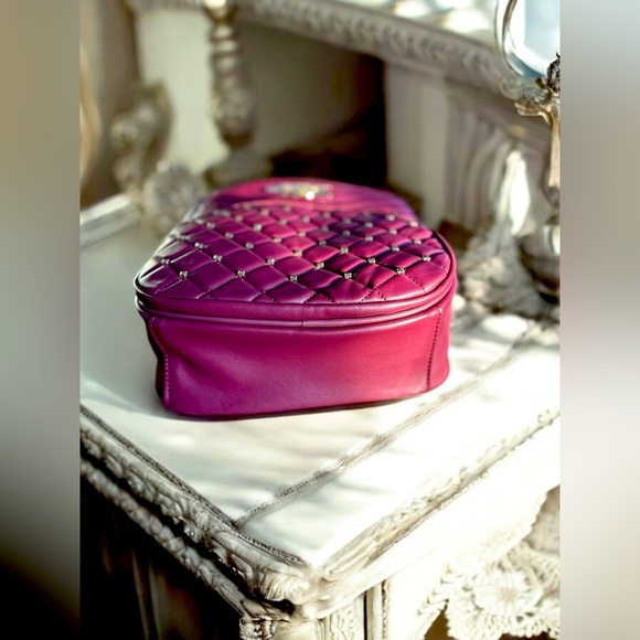 NWT Badgley Mischka quilted backpack - Picture 4 of 8